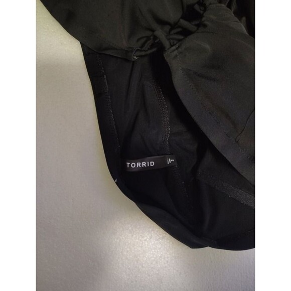 Torrid Women’s Plus Size 2 (2X / 18-20) Black 1 Piece Swimsuit Ruched Strapless - Picture 6 of 6